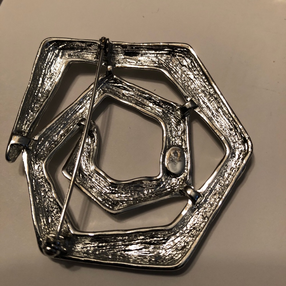 Large Silvertone Brooch - image 3